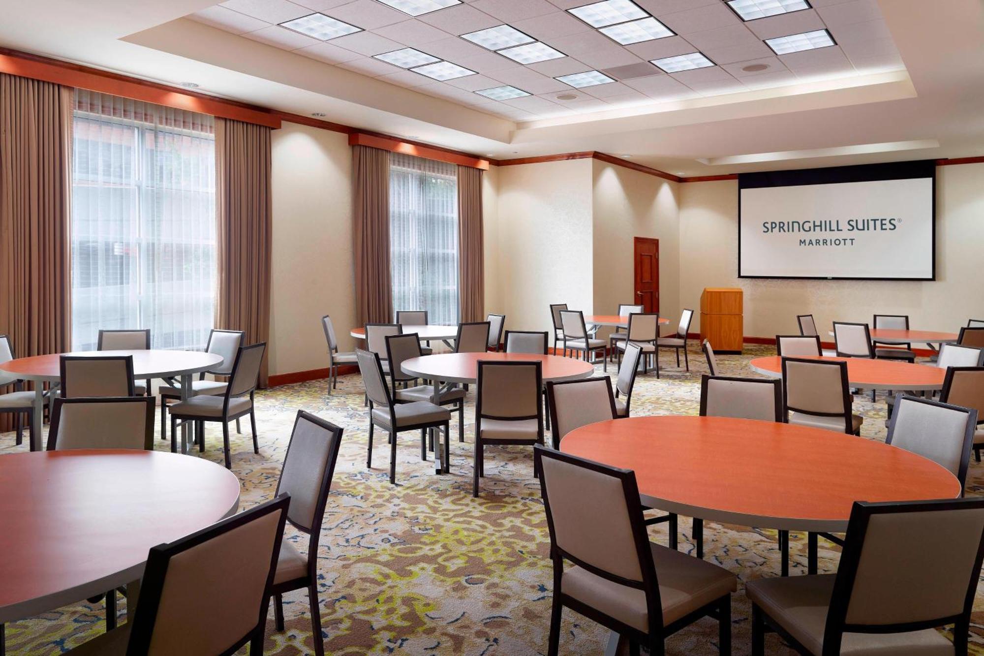 Springhill Suites By Marriott Atlanta Buckhead Экстерьер фото