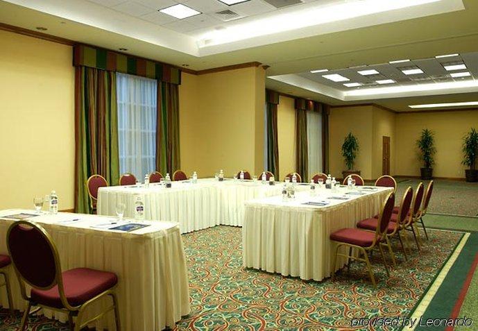 Springhill Suites By Marriott Atlanta Buckhead Экстерьер фото
