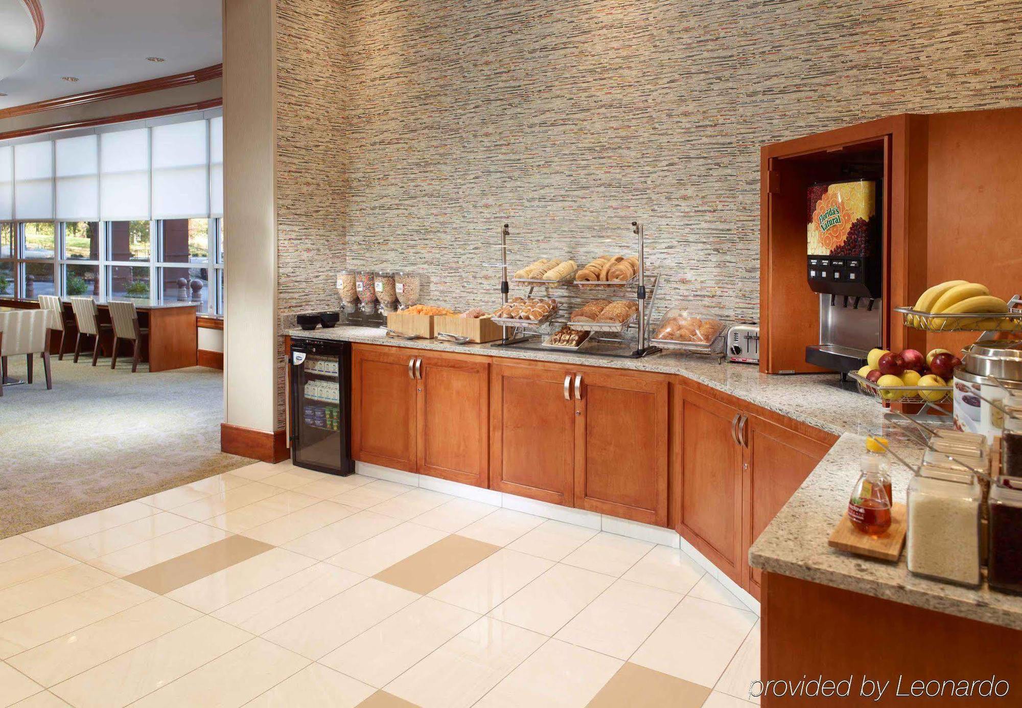 Springhill Suites By Marriott Atlanta Buckhead Экстерьер фото